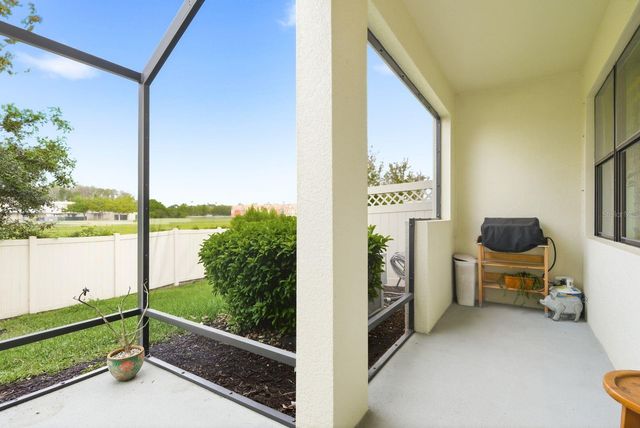 11636 CROWNED SPARROW LANE, Tampa, FL 33626