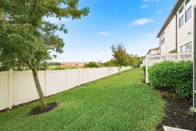 11636 CROWNED SPARROW LANE, Tampa, FL 33626