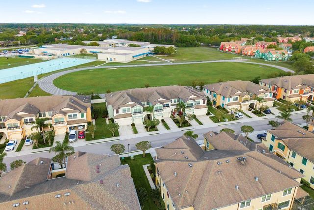 11636 CROWNED SPARROW LANE, Tampa, FL 33626