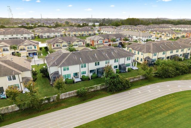 11636 CROWNED SPARROW LANE, Tampa, FL 33626