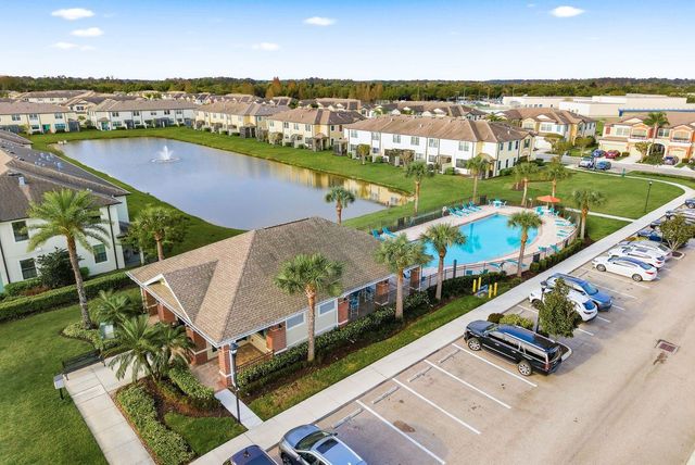 11636 CROWNED SPARROW LANE, Tampa, FL 33626