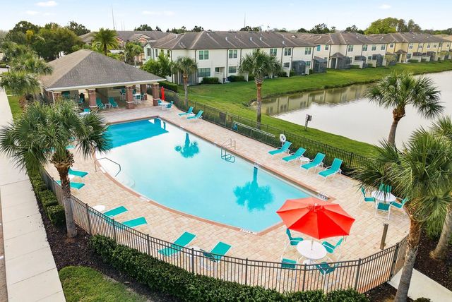 11636 CROWNED SPARROW LANE, Tampa, FL 33626