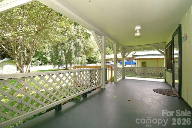 2124 Pisgah Highway, Candler, NC 28715