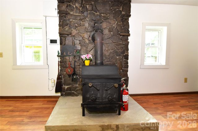 2124 Pisgah Highway, Candler, NC 28715
