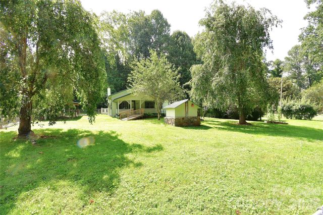2124 Pisgah Highway, Candler, NC 28715