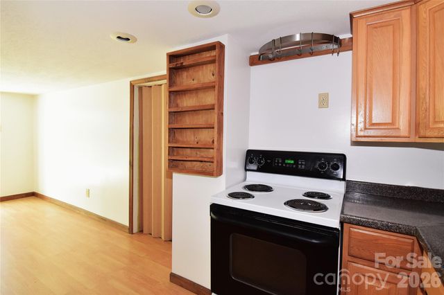 2124 Pisgah Highway, Candler, NC 28715