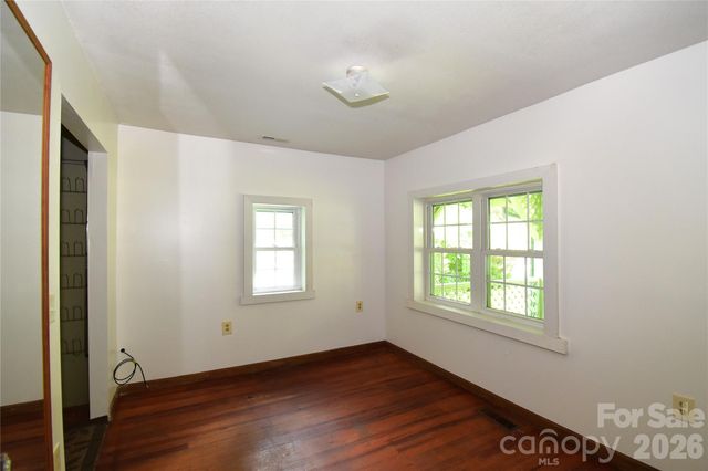 2124 Pisgah Highway, Candler, NC 28715