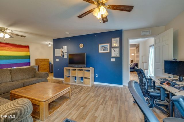 306 West Chestnut Street, Johnson City, TN 37604