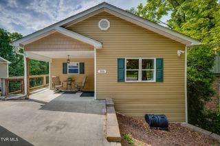 306 West Chestnut Street, Johnson City, TN 37604