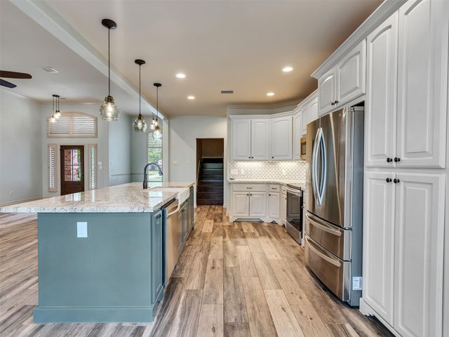 18005 Cindy Lane, Conroe, TX 77302