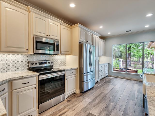 18005 Cindy Lane, Conroe, TX 77302