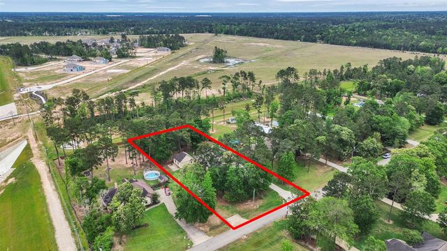 18005 Cindy Lane, Conroe, TX 77302