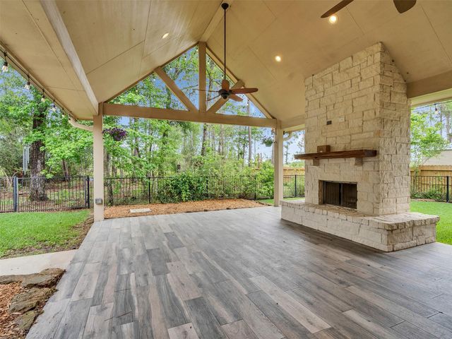 18005 Cindy Lane, Conroe, TX 77302