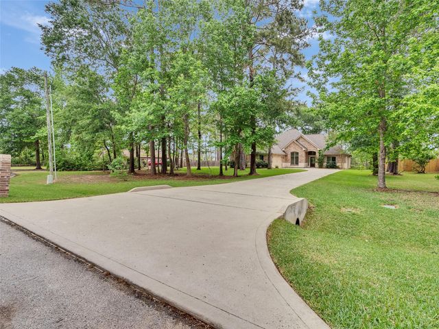 18005 Cindy Lane, Conroe, TX 77302