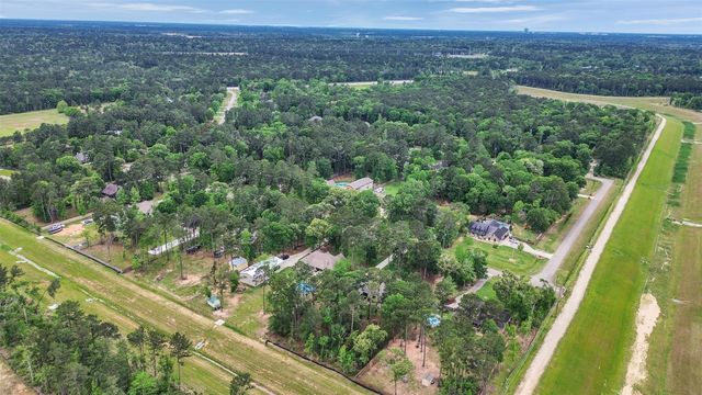 18005 Cindy Lane, Conroe, TX 77302