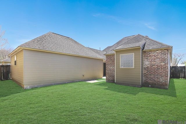 37184 Mindy Way Ave, Prairieville, LA 70769