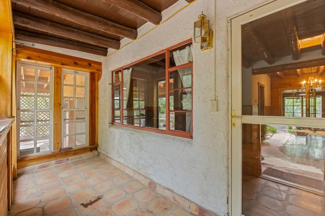 1949 Hano Road, Santa Fe, NM 87505