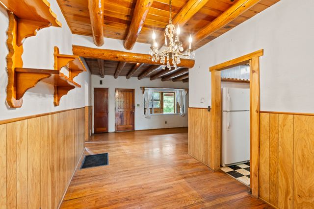 1949 Hano Road, Santa Fe, NM 87505
