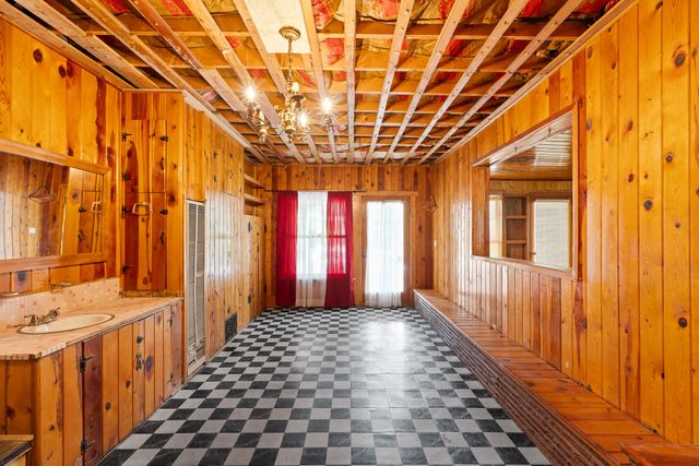 1949 Hano Road, Santa Fe, NM 87505