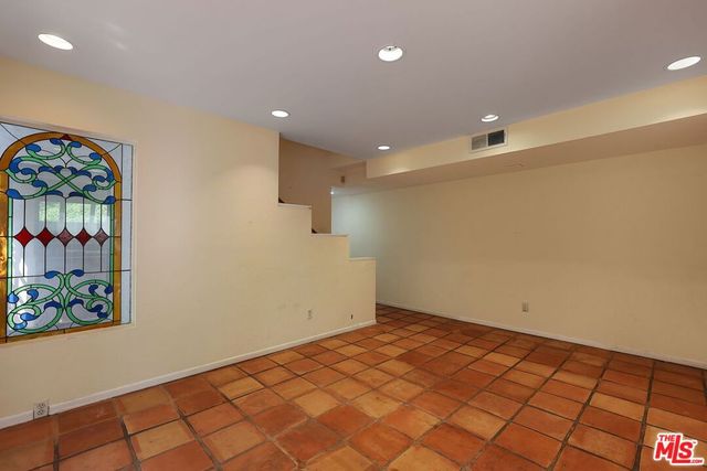 11601 Montana Avenue 6, Los Angeles, CA 90049