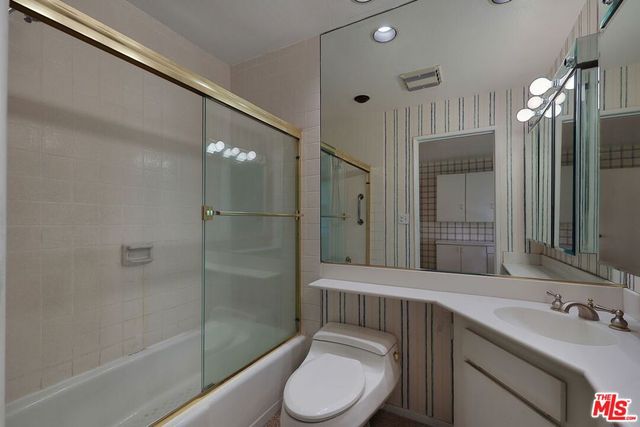 11601 Montana Avenue 6, Los Angeles, CA 90049