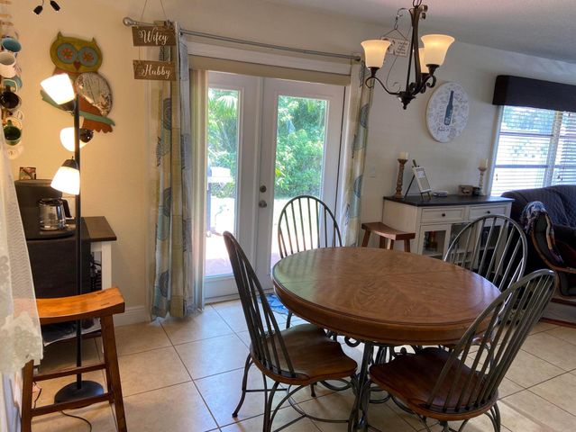 6797 NE 7th Avenue, Boca Raton, FL 33487