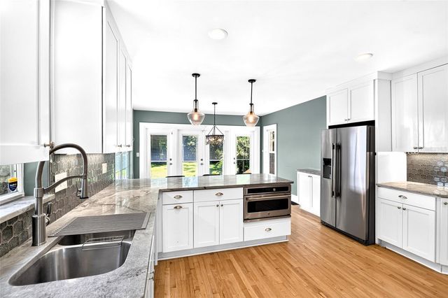 1220 NW 18TH AVENUE, Gainesville, FL 32609