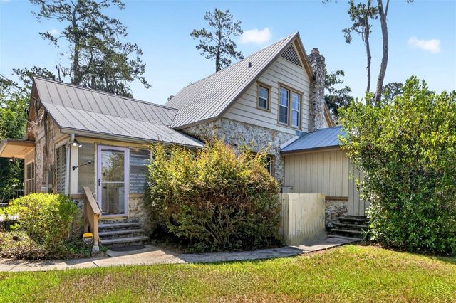 1220 NW 18TH AVENUE, Gainesville, FL 32609