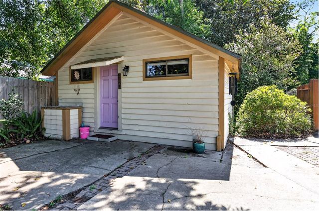 1220 NW 18TH AVENUE, Gainesville, FL 32609