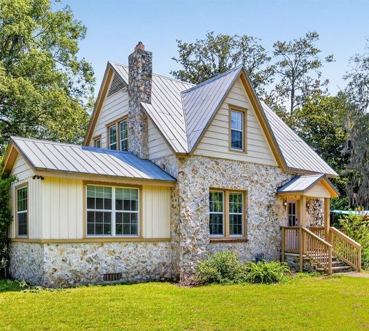 1220 NW 18TH AVENUE, Gainesville, FL 32609