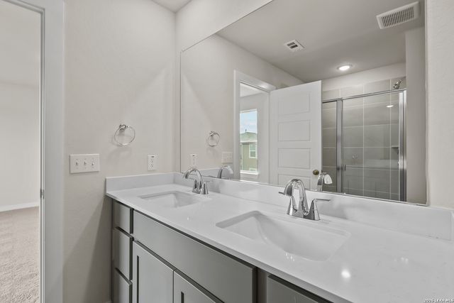 6518 Bufflehead Bend, Leon Valley, TX 78240