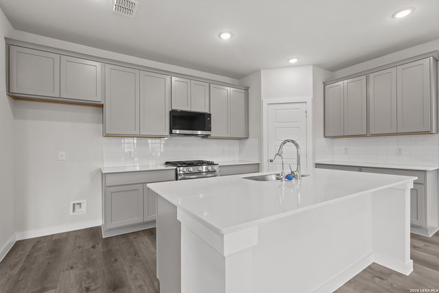 6518 Bufflehead Bend, Leon Valley, TX 78240