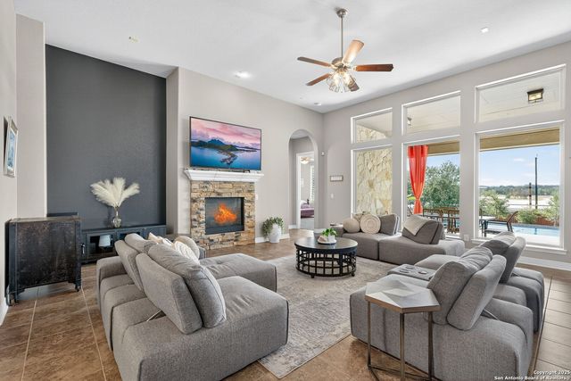 28827 BALCONES CRK, Boerne, TX 78006
