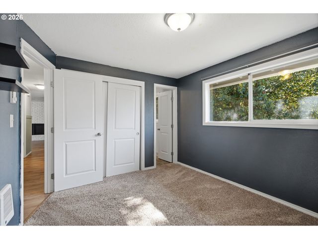826 B St, Washougal, WA 98671