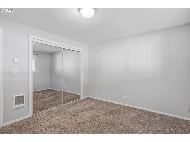 826 B St, Washougal, WA 98671