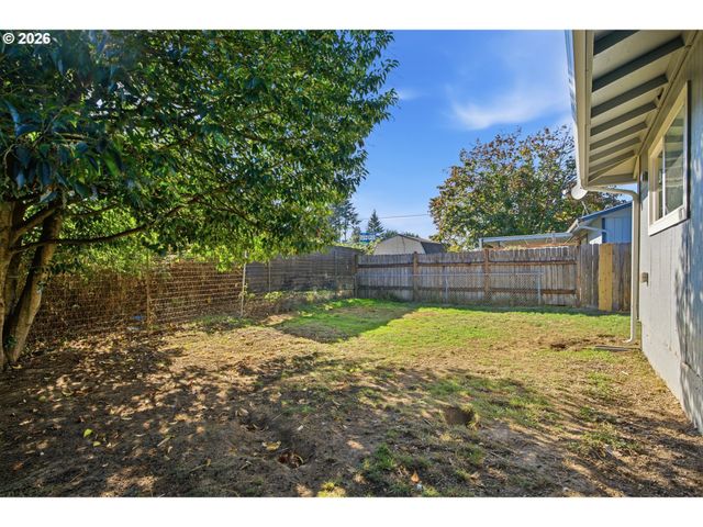 826 B St, Washougal, WA 98671