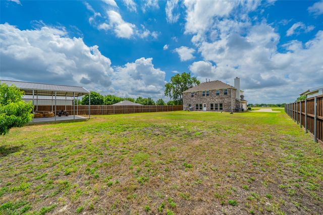 14797 County Road 489, Nevada, TX 75173