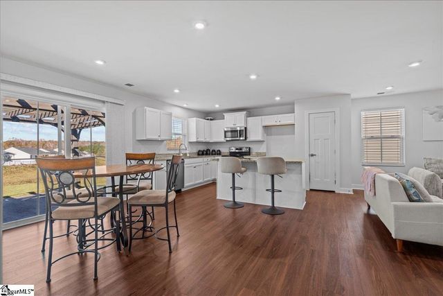 2034 Wexley Court, Boiling Springs, SC 29316