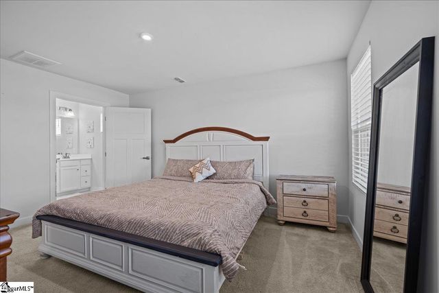 2034 Wexley Court, Boiling Springs, SC 29316