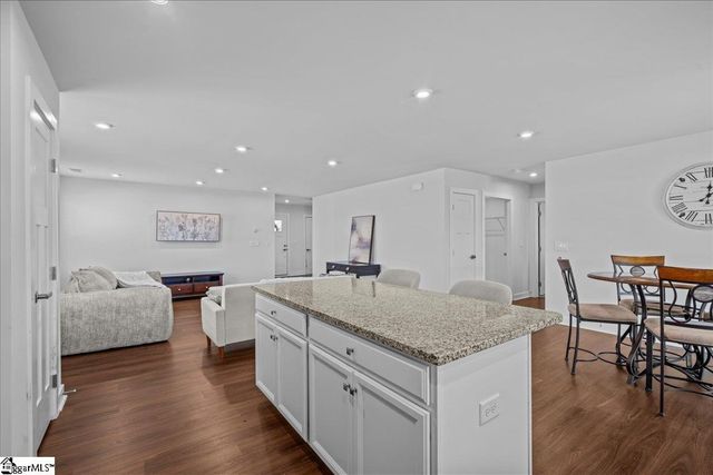 2034 Wexley Court, Boiling Springs, SC 29316