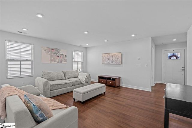 2034 Wexley Court, Boiling Springs, SC 29316