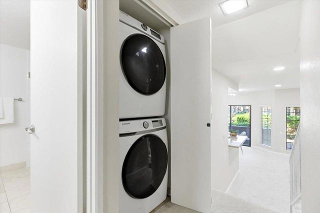 479 Costa Mesa Terrace B, Sunnyvale, CA 94085