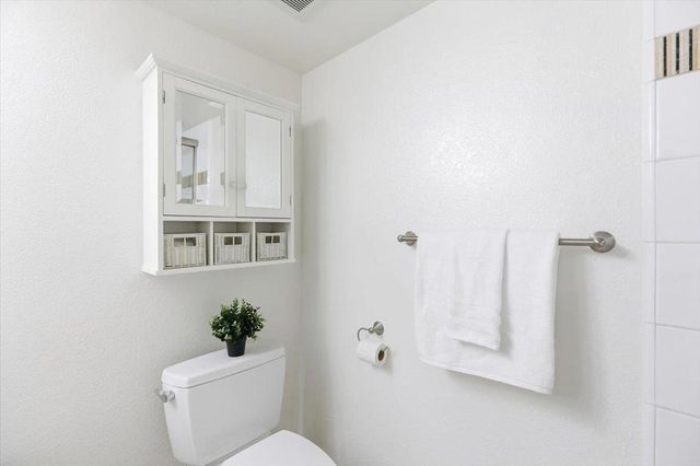 479 Costa Mesa Terrace B, Sunnyvale, CA 94085