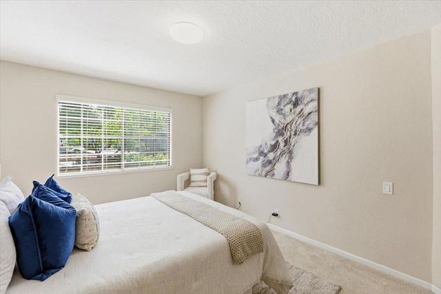 479 Costa Mesa Terrace B, Sunnyvale, CA 94085