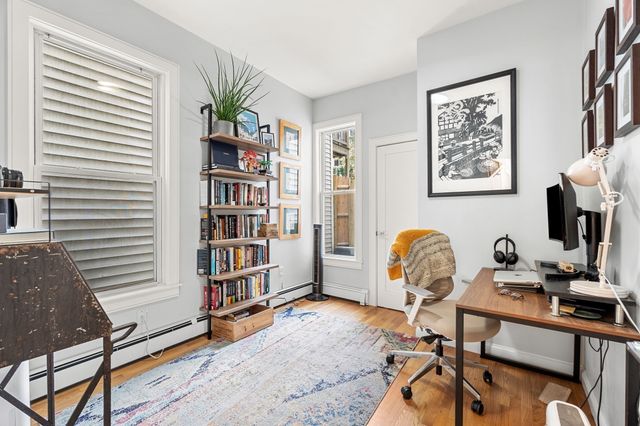 784 East 4th 1, Boston, MA 02127