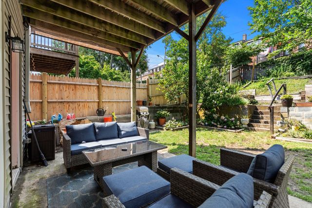 784 East 4th 1, Boston, MA 02127