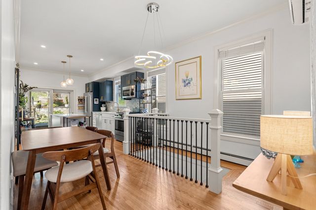 784 East 4th 1, Boston, MA 02127
