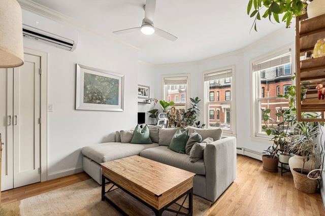 784 East 4th 1, Boston, MA 02127