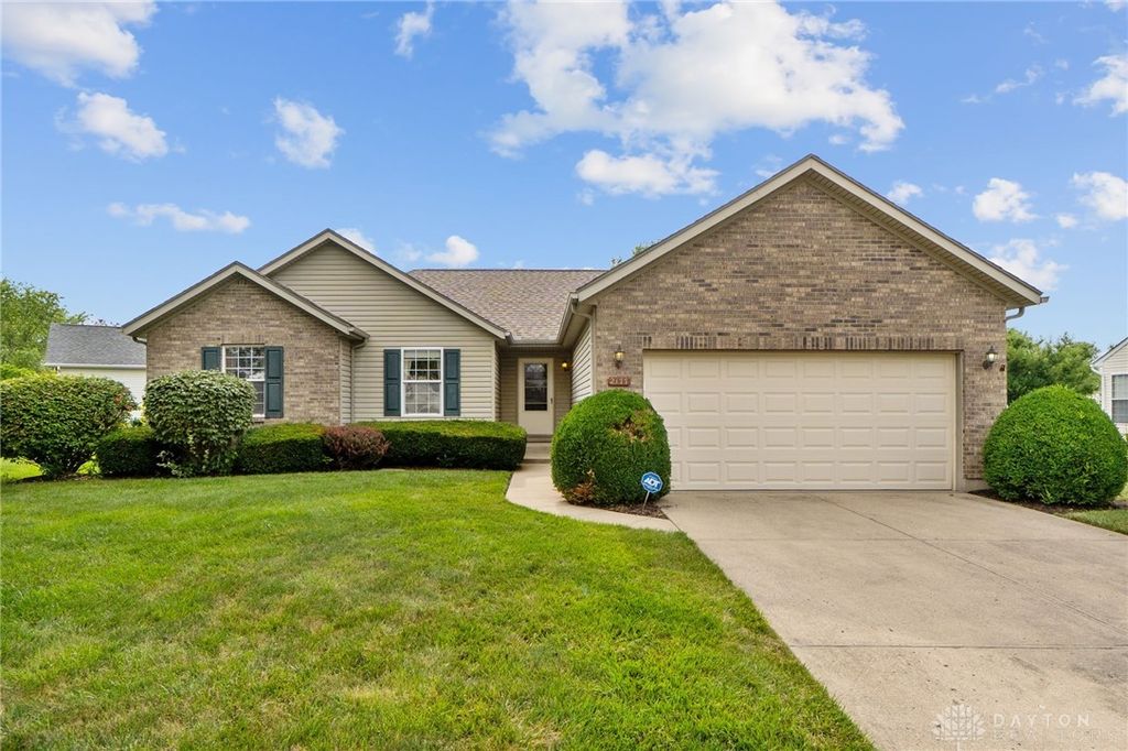 2177 Bandit Trail, Dayton, OH 45434