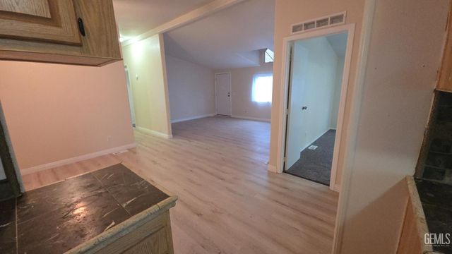 6601 Eucalyptus Drive 155, Bakersfield, CA 93306